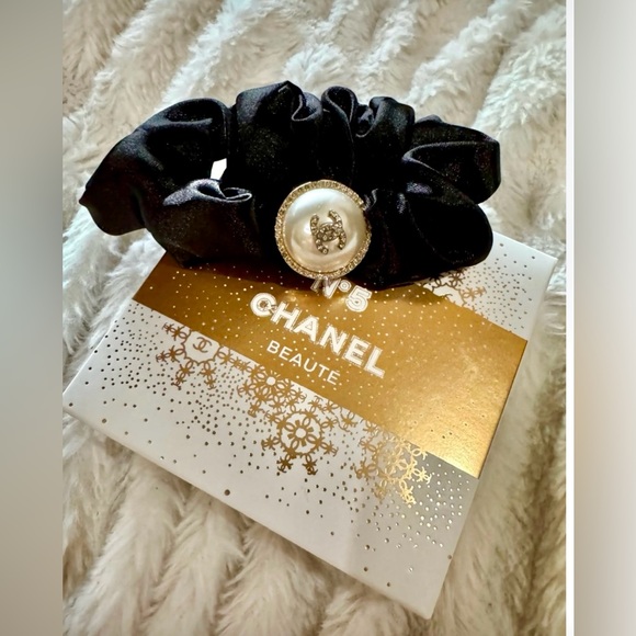 CHANEL Accessories - CHANEL Holiday Edition Black Hair Scrunchie with Pearl Detail NWB GWP